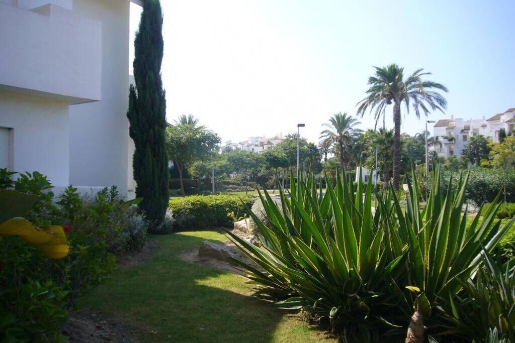 Apartamento En Playa Del Infante Rota Esterno foto