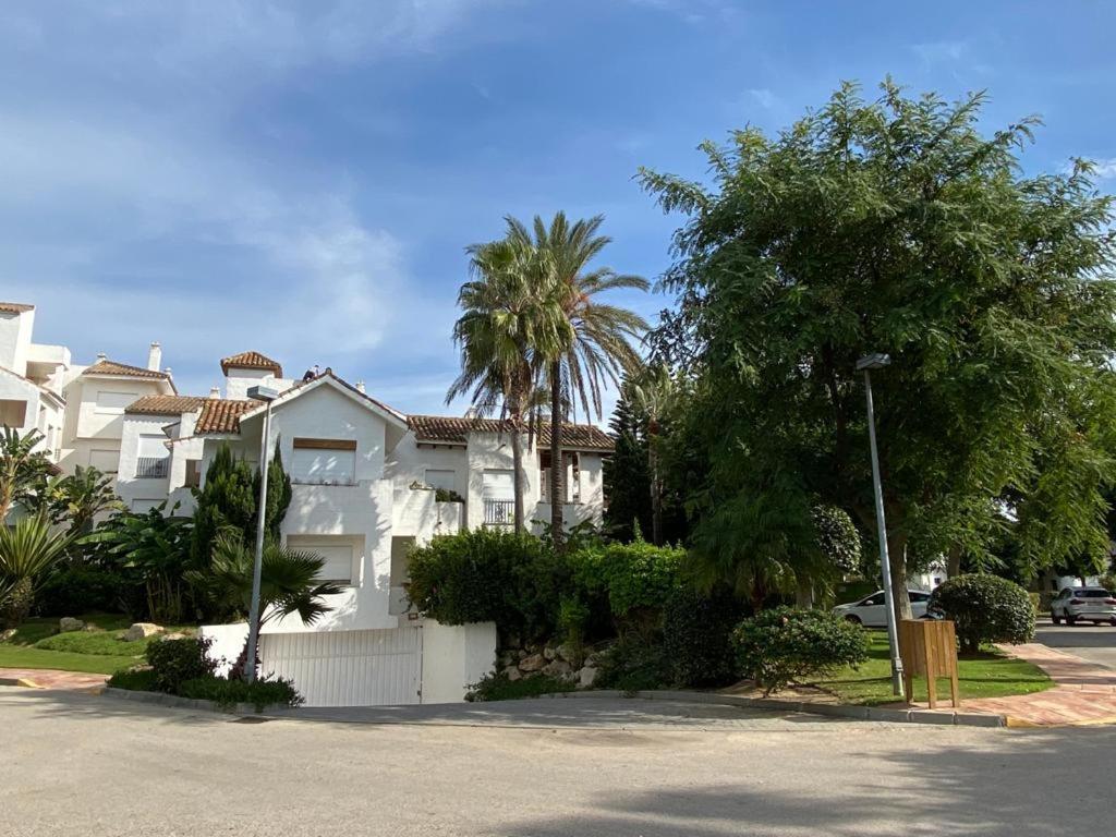 Apartamento En Playa Del Infante Rota Esterno foto
